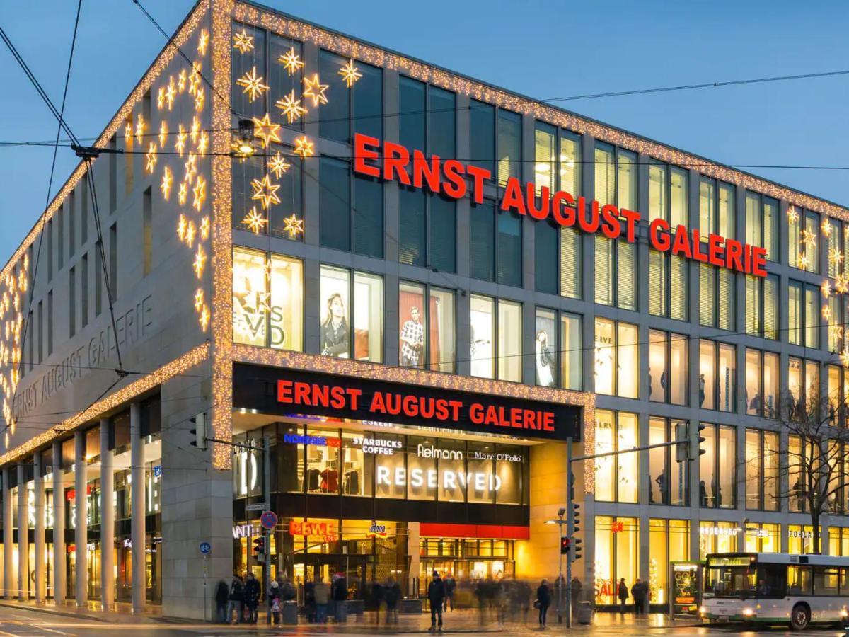 Modernes In Lage Komfortabel Eingerichtet Mit Arbeitsplatz Und Kueche - Geibelsuite *